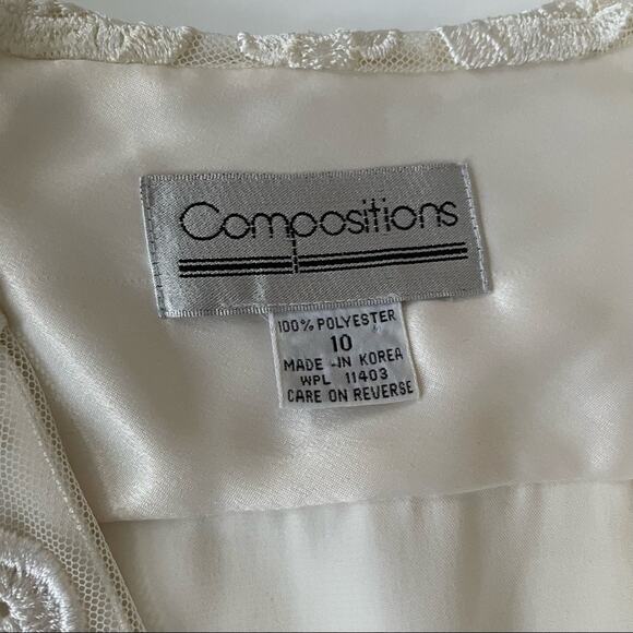 Vintage 1980s Satin Blouse Lace Floral Collar Button Down Made in Korea White 10 - Picture 4 of 11